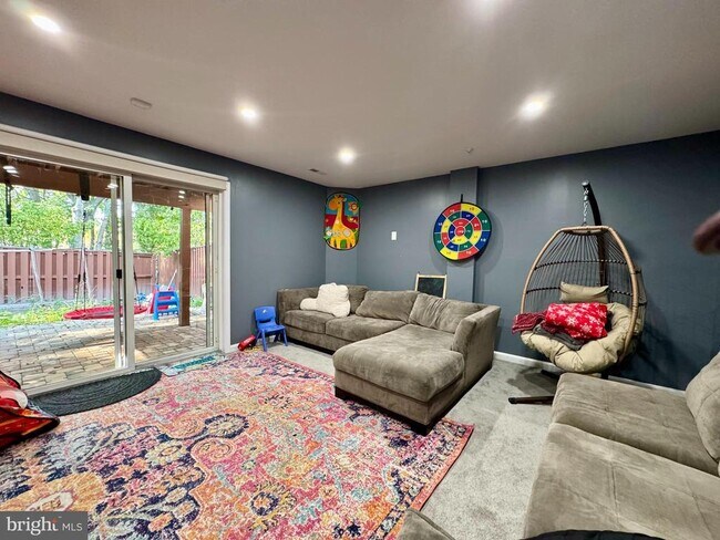 Building Photo - 597 Primus Ct