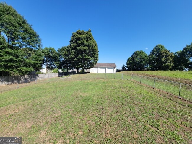 Building Photo - 841 Lodgeview Dr