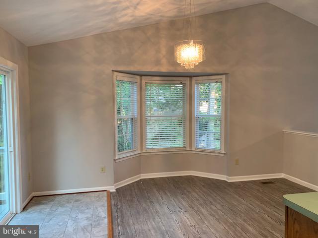 Building Photo - 8717 Forest Glen Cir