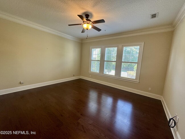 Building Photo - 1406 Sunset View Ln