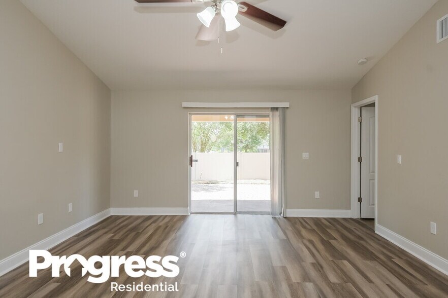 Building Photo - 8139 Alamosa Wood Ave