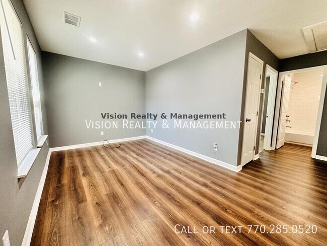 Building Photo - 459 Merrywood Dr