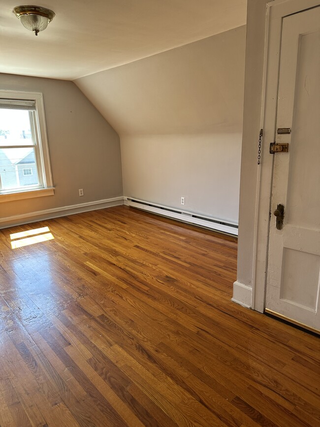 Building Photo - 15 LLC-44 Elm Street