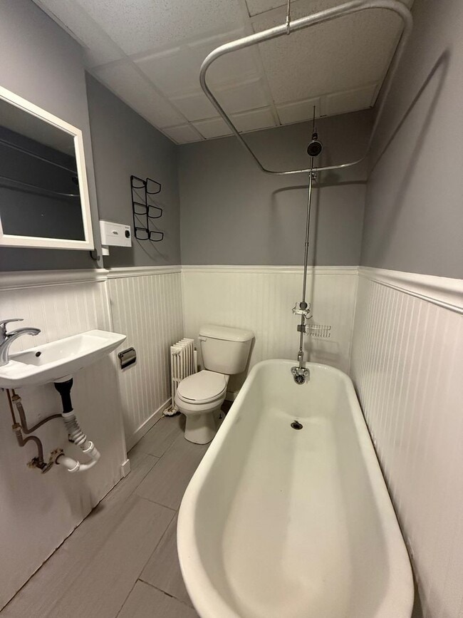 Building Photo - 115 Liberty St