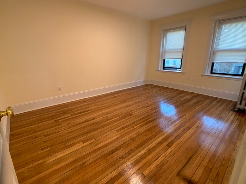 Building Photo - 1318 Commonwealth Ave