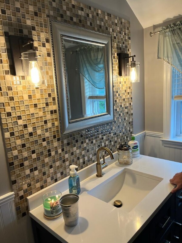 Building Photo - 130 Birchwood Rd