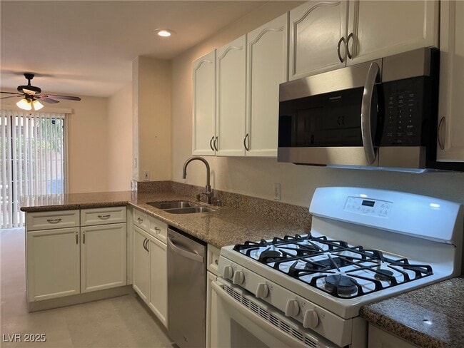 Building Photo - 9688 Gunsmith Dr