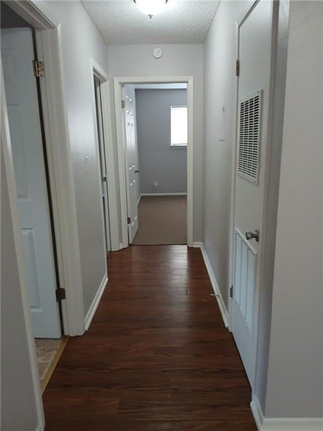 Building Photo - 6208 Hidden Cove