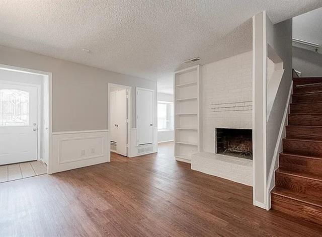 Building Photo - 520 Pecan Acres Ct
