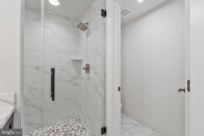 Building Photo - 14803 Retreat Blvd