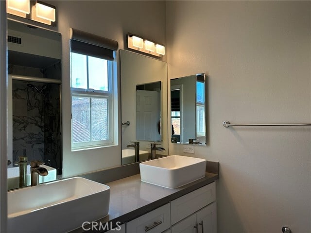 Building Photo - 216 Coral Rose