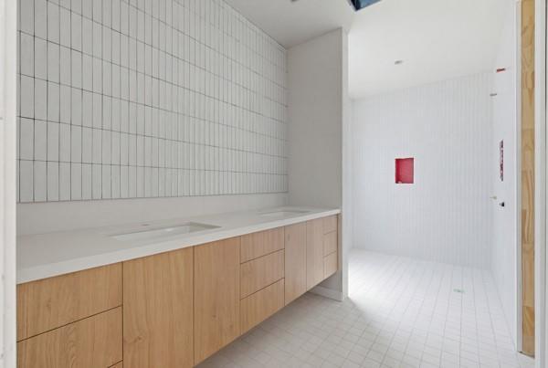 Building Photo - 1403 Barton Hills Dr