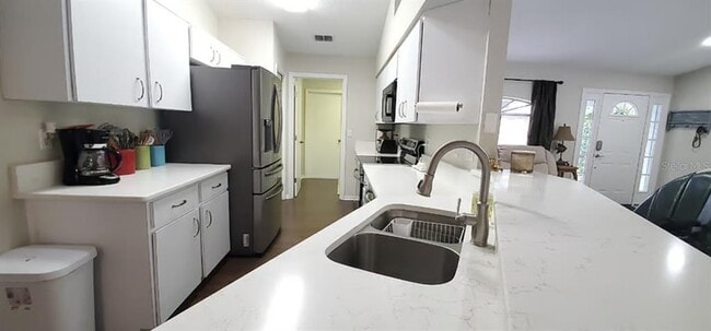 Building Photo - 2534 N Brentwood Cir