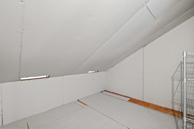 Building Photo - 45 Wimbledon Way