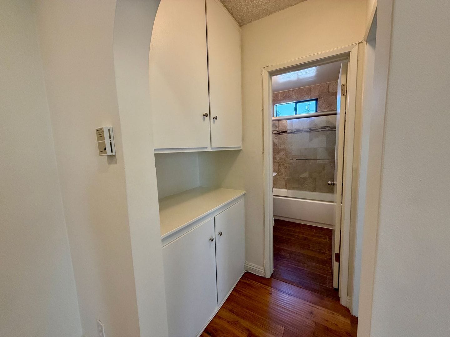 Building Photo - 12618 Pacific Ave