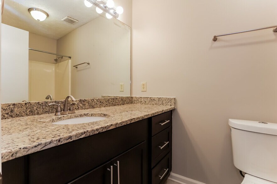 Building Photo - 3519 Shelly Dr NW