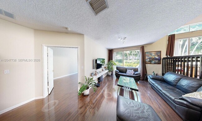 Building Photo - 9640 Wyeth Ct
