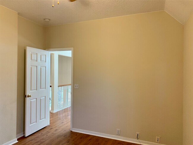 Building Photo - 11218 Timbertree Ln
