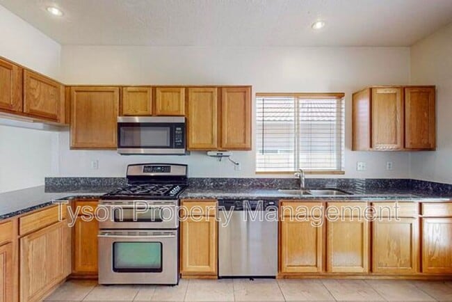 Building Photo - 10008 Rio Corto Ave SW
