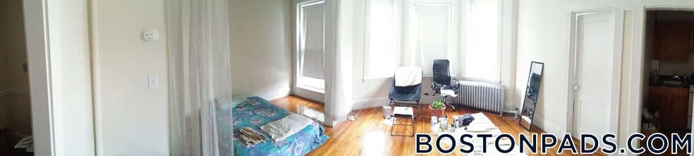 Building Photo - 1334 Commonwealth Ave