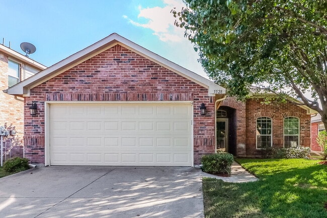 Building Photo - 5528 Spring Ridge Dr