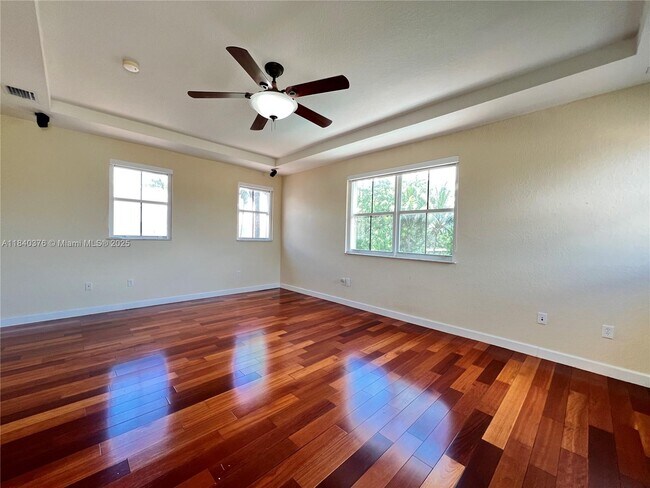 Building Photo - 8034 NW 111th Ct