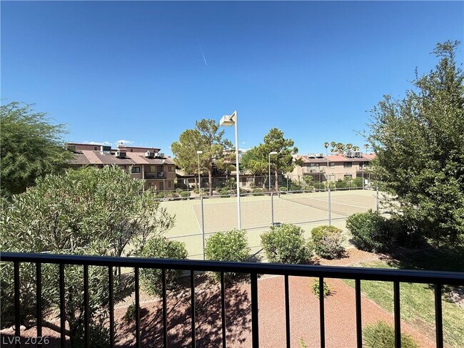 Building Photo - 4025 Delos Dr