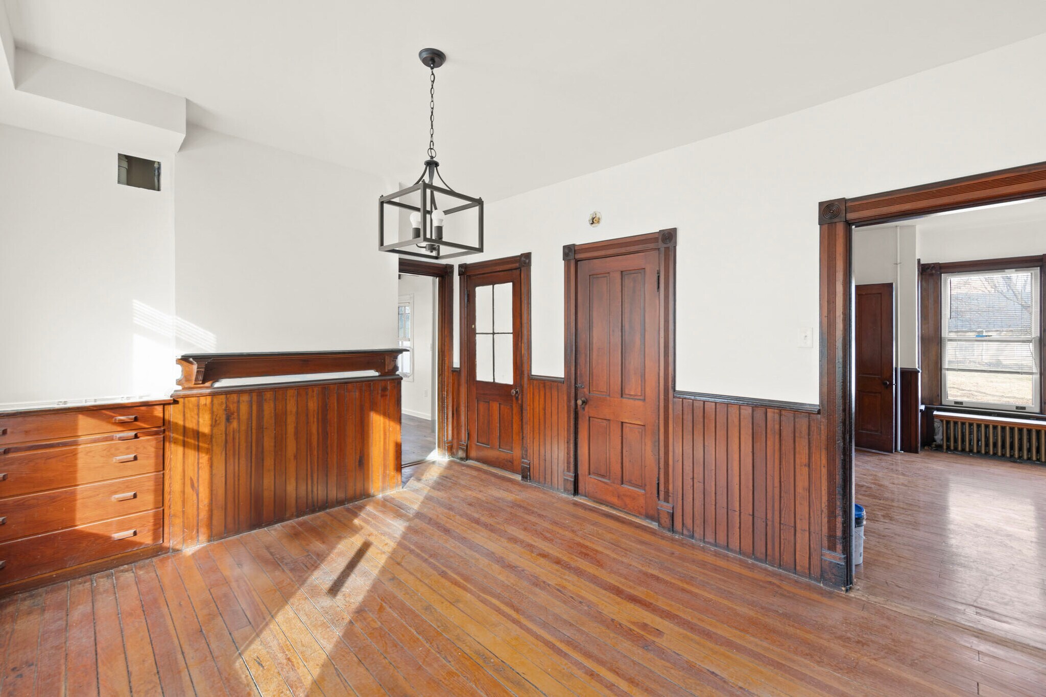 Building Photo - 301 S Braddock St