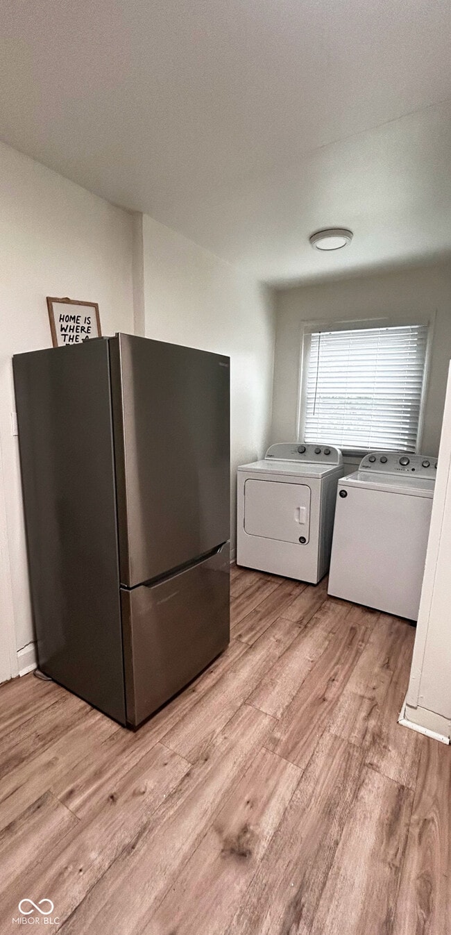 Building Photo - 3851 Broadway St