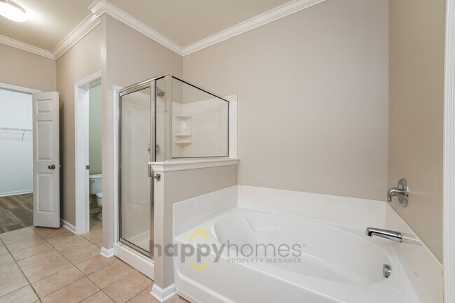 Building Photo - 4 Bedroom, 3 Bath Townhome in Grand Oaks Plantation of West Ashley