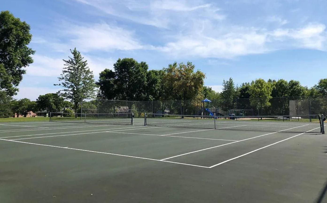 Building Photo - 880 Pontiac Ln