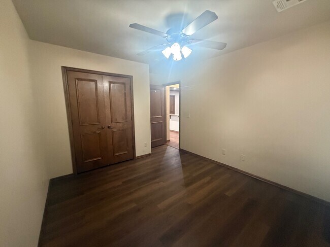 Building Photo - 118 Sahoma Terrace