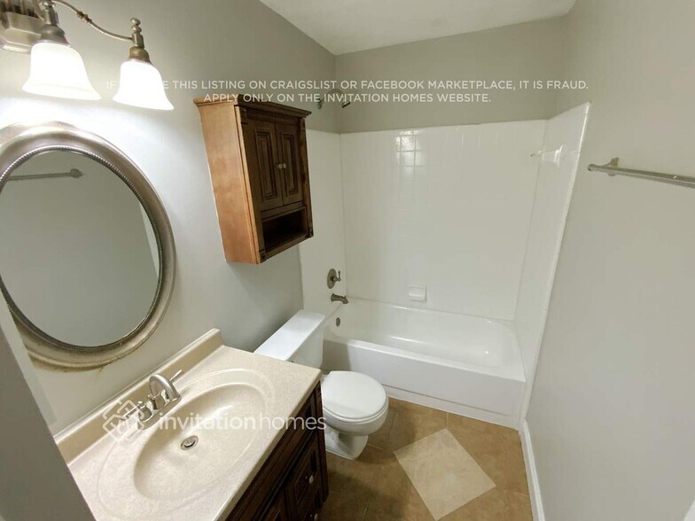 Building Photo - 8763 Hammond Forest Dr