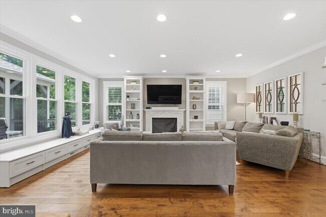 Building Photo - 47791 Macgill Ct
