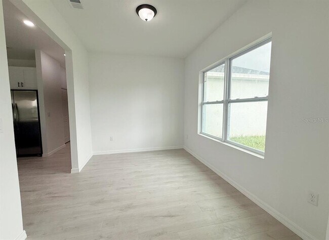 Building Photo - 46 Master Dr