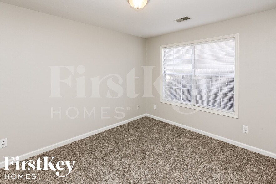 Building Photo - 1026 Wyndham Ln