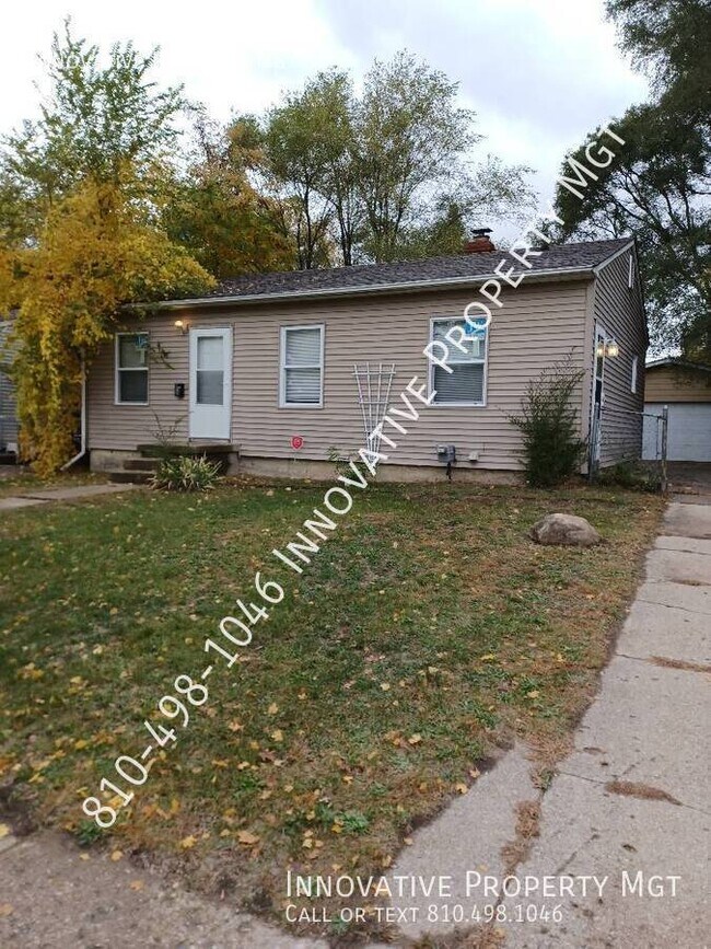 Building Photo - 2829 Plainfield Ave