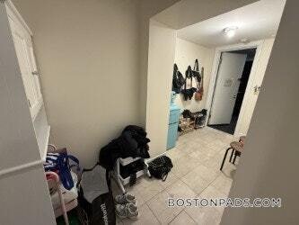 Building Photo - 62 Boylston St