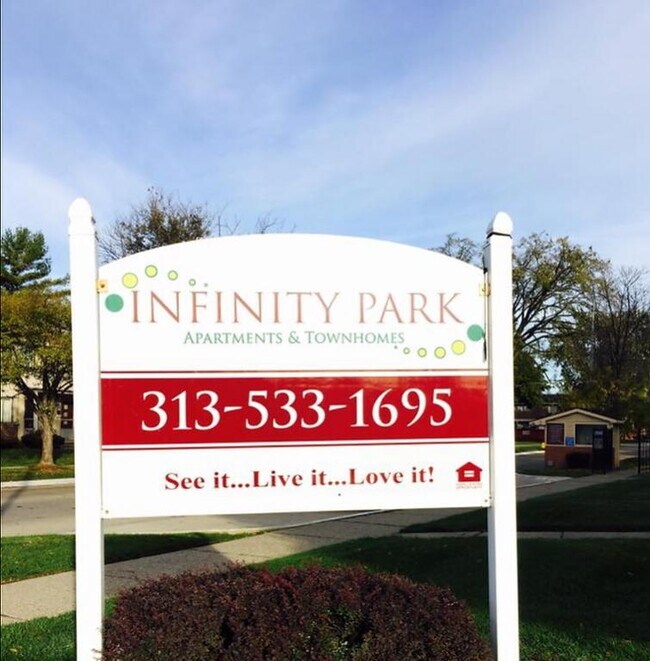 Building Photo - 23830 Schoolcraft Rd