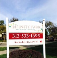 Building Photo - 14293 Riverview St