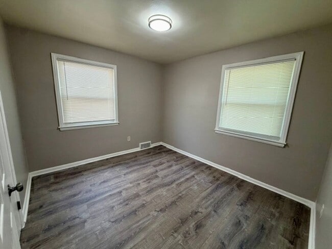 Building Photo - Section 8 Only Newly Renovated 2 Bedroom Brick Ranch – $1,300/Month