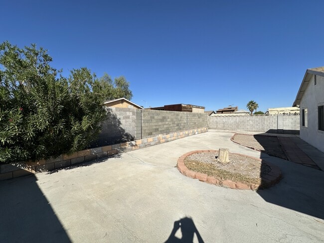 Building Photo - 7026 Westbrook Ave
