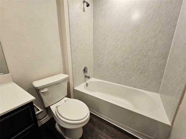 Building Photo - 2220 Rosemary Wy