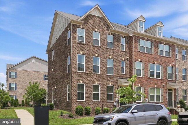 Building Photo - 10993 Oswestry St