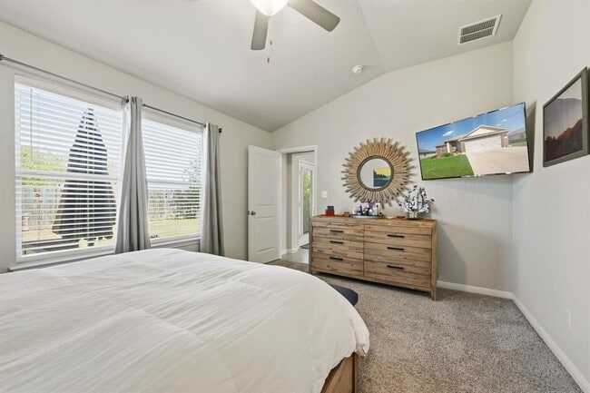 Building Photo - 125 Night Sky Dr