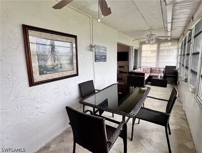 Building Photo - 209 Palm Dr