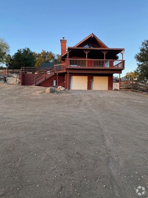 Building Photo - 2567 Hesperia Rd