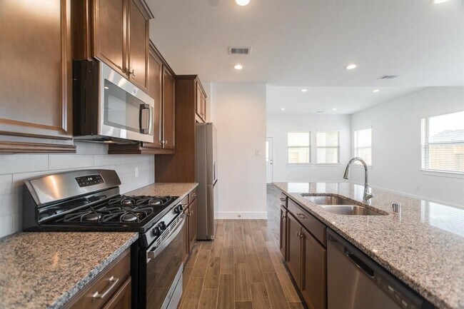 Building Photo - 17723 Tree of Heaven