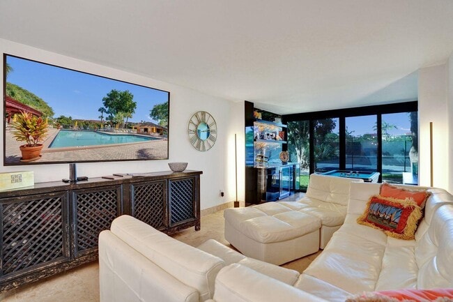 Building Photo - 755 Dotterel Rd