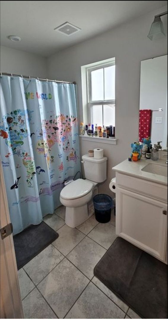 Building Photo - 7017 Old Evergreen Pkwy